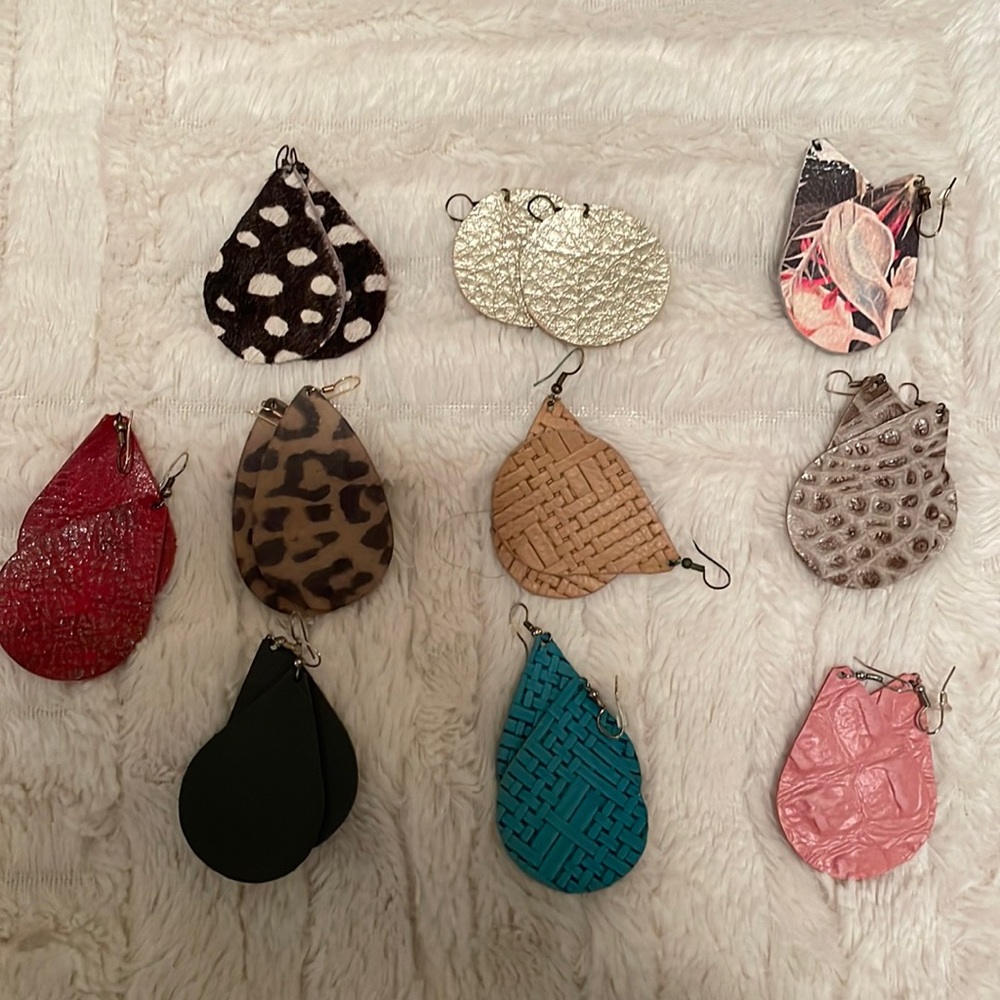 Teardrop earrings